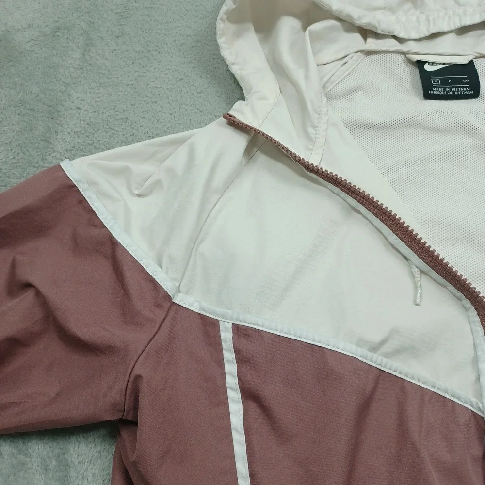 Nike Jacket Womens Small Lightweight Full Zip‎ Pockets Casual Activewear
